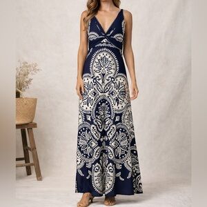 Caroline Constas Paisley Printed Maxi Dress in Navy & Ivory | Size M